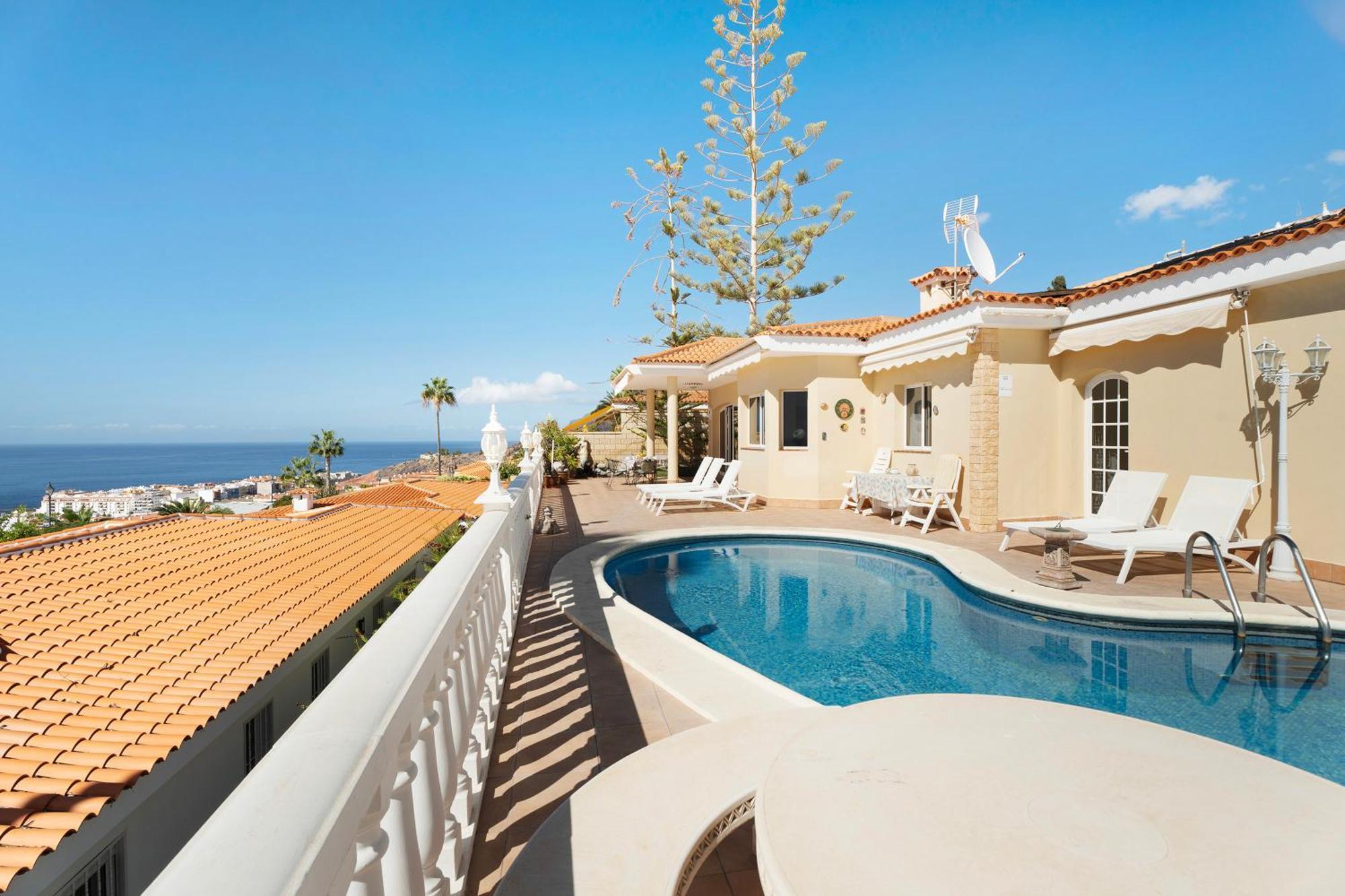 Casa Carla Private, Pool, Air By Paramount Holidays Puerto de Santiago  Eksteriør billede