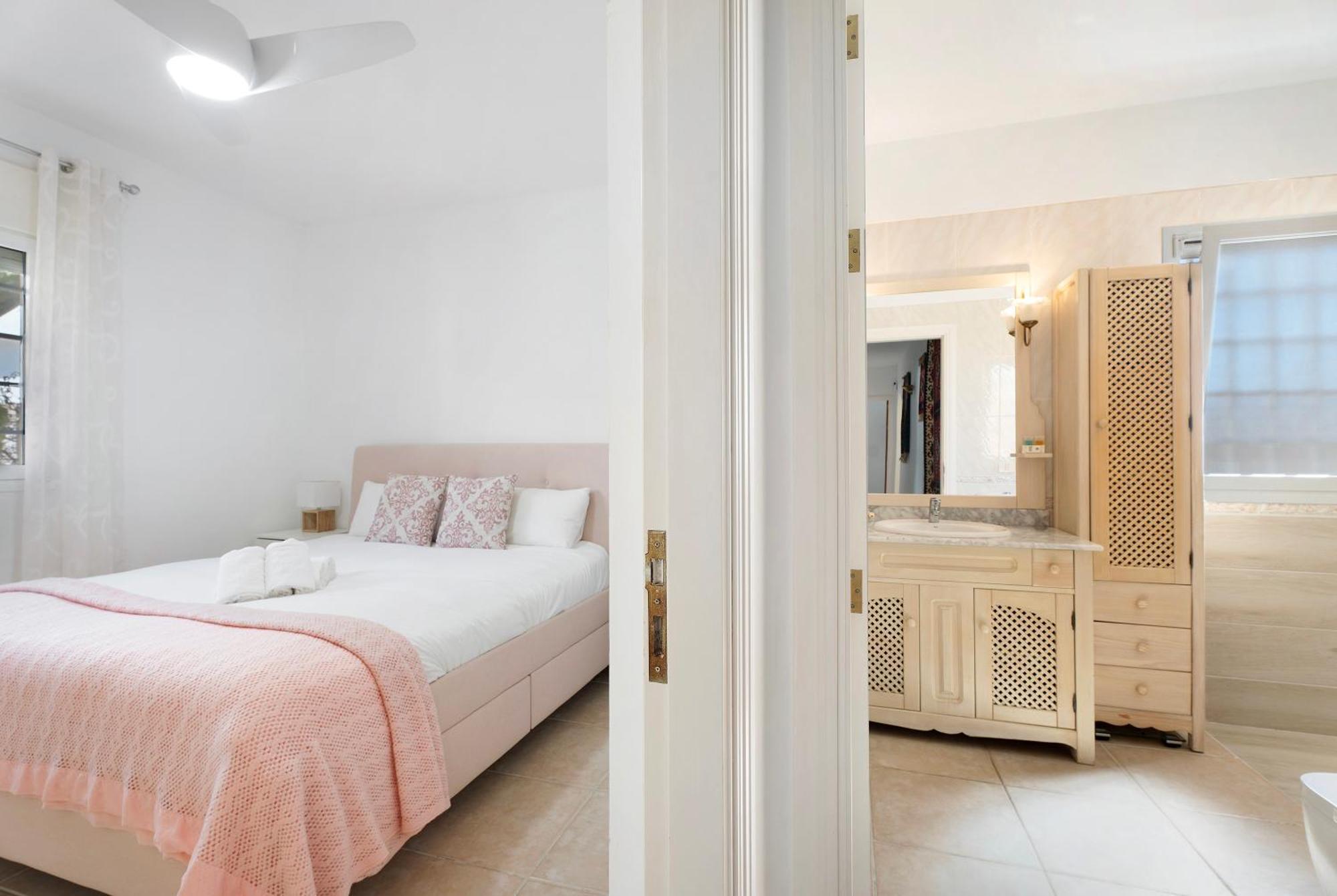 Casa Carla Private, Pool, Air By Paramount Holidays Puerto de Santiago  Eksteriør billede